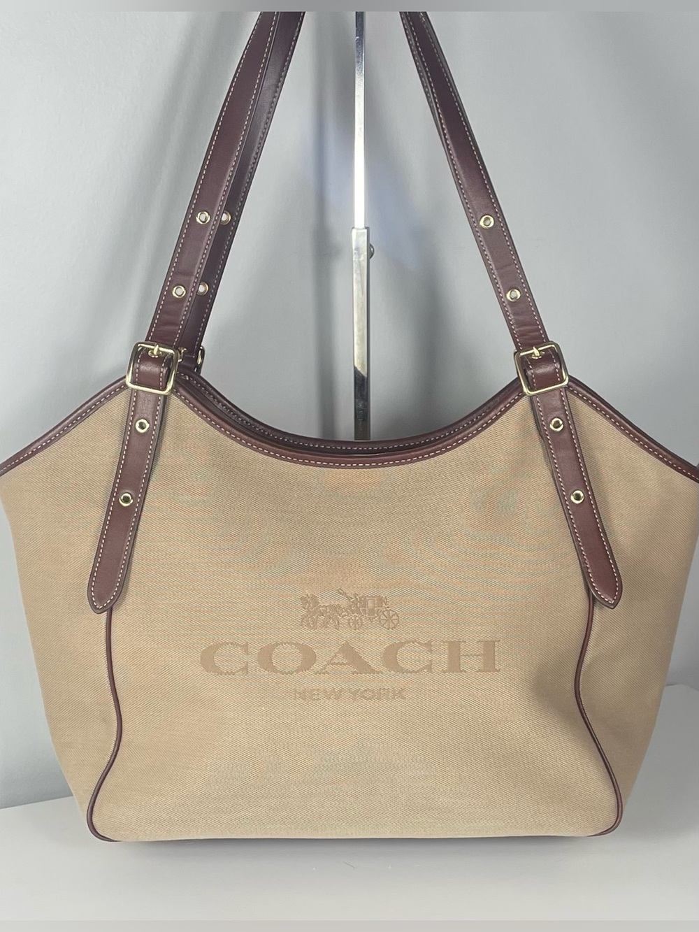 Coach Meadow Shoulder Bag